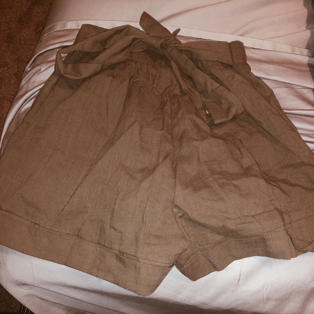 baggy green shorts